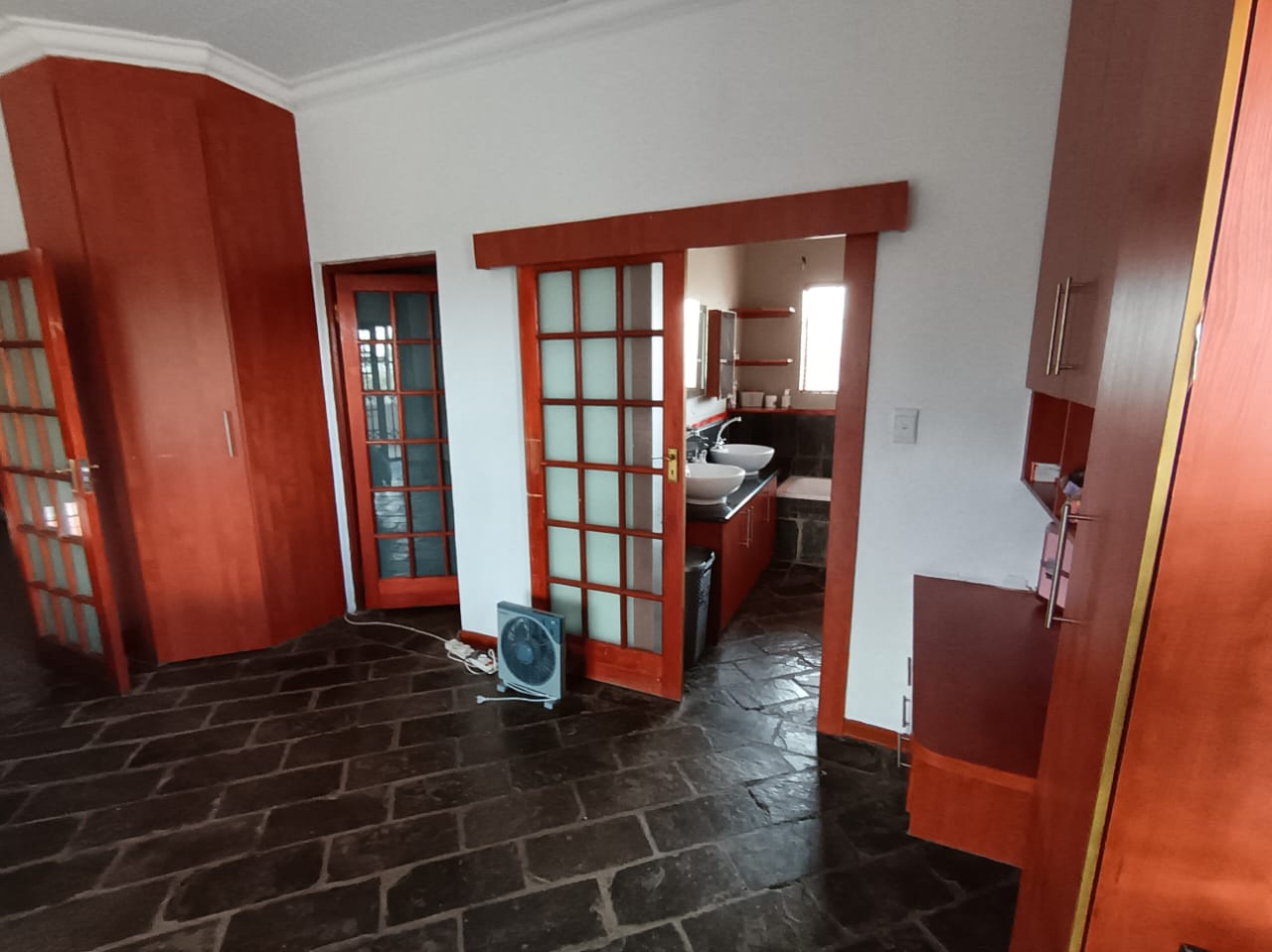 4 Bedroom Property for Sale in Safari Gardens North West